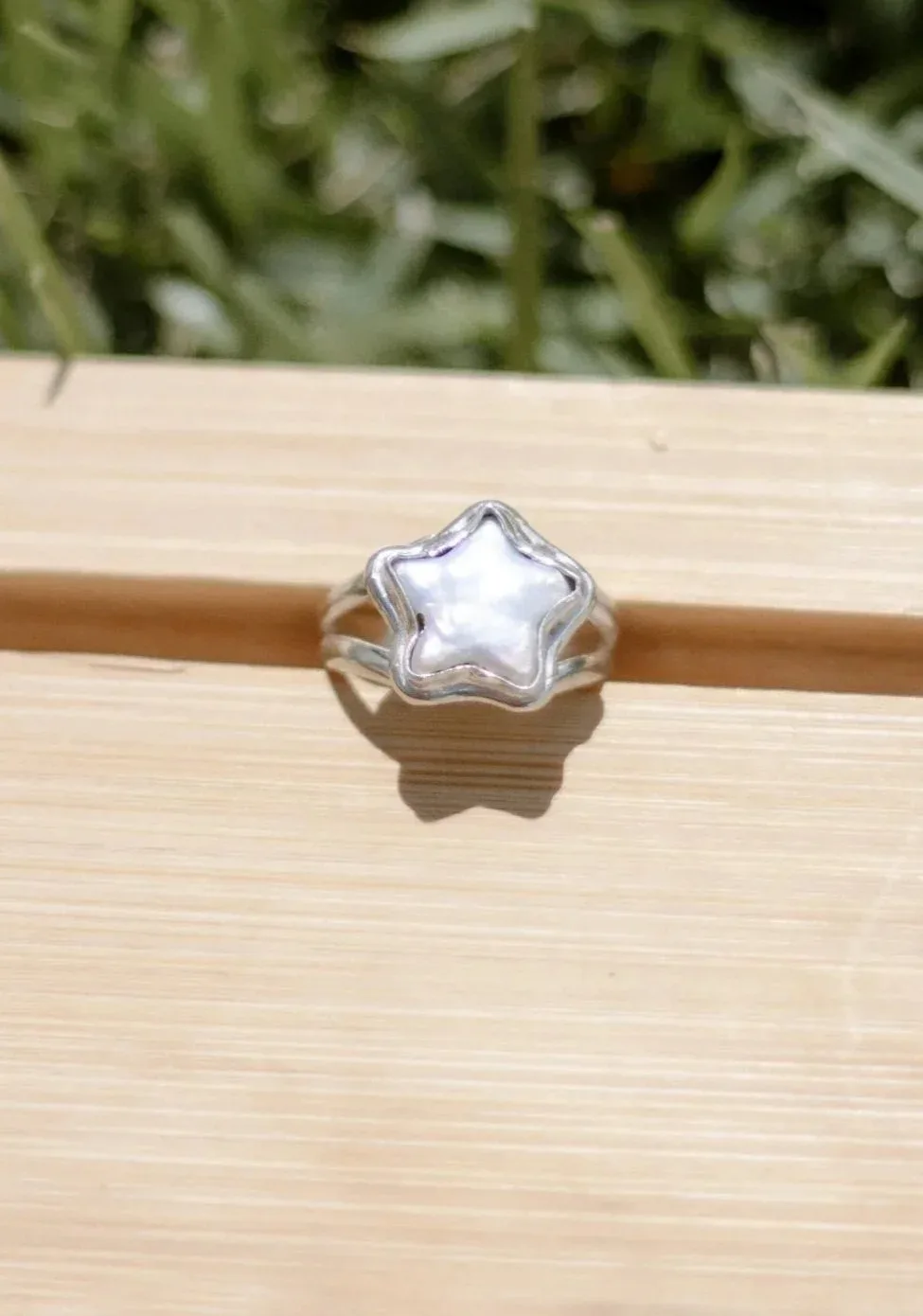 Fable or fiction Ring