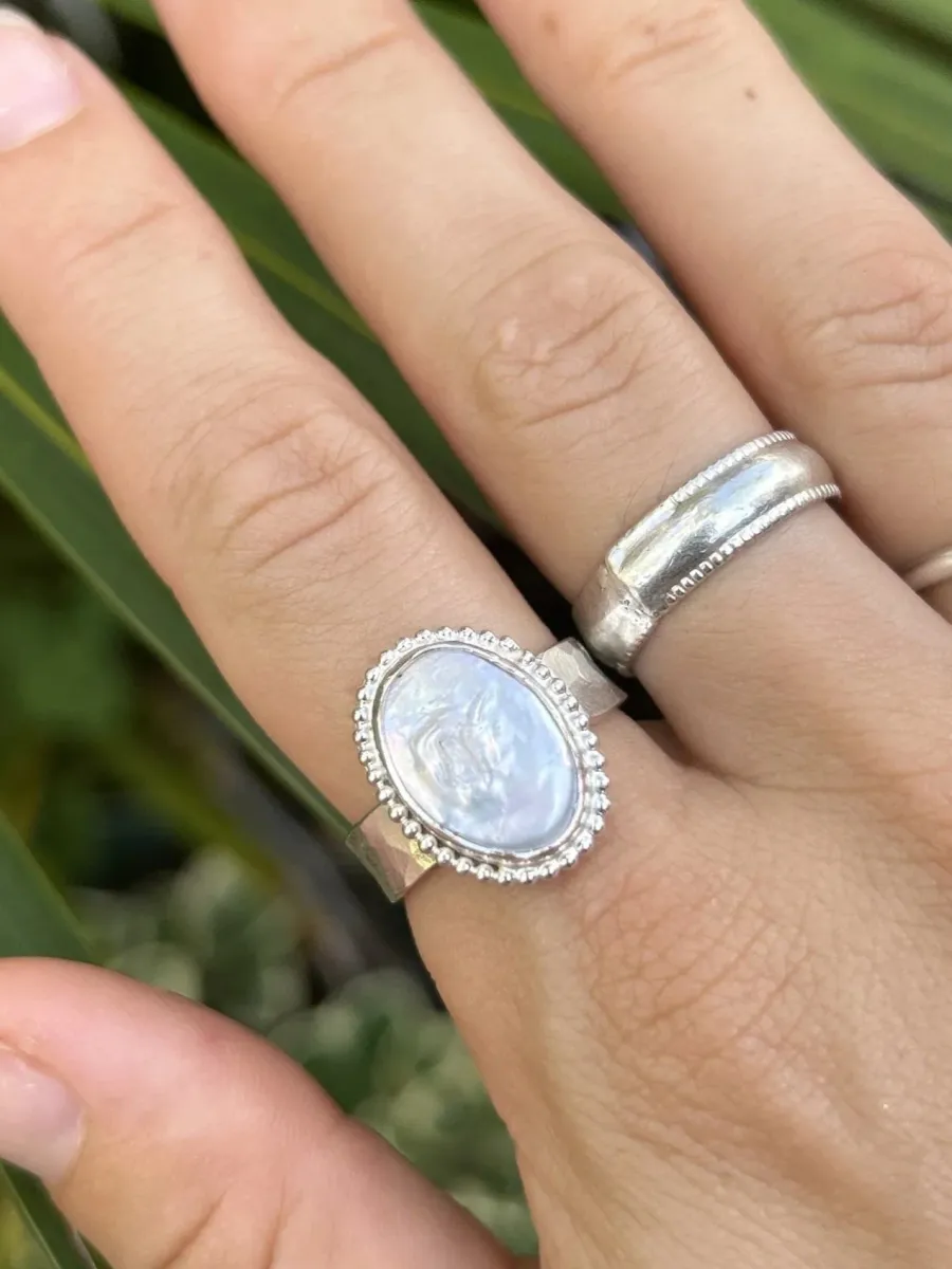 Sun spell ring